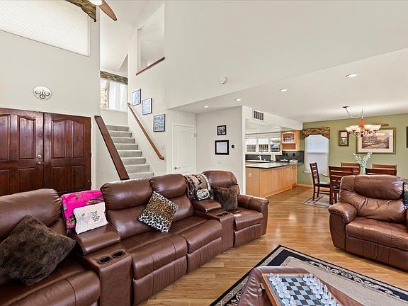 3rd image of 1117 Longshore Dr