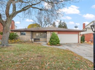 8718 Binney Dr, Warren, MI 48093