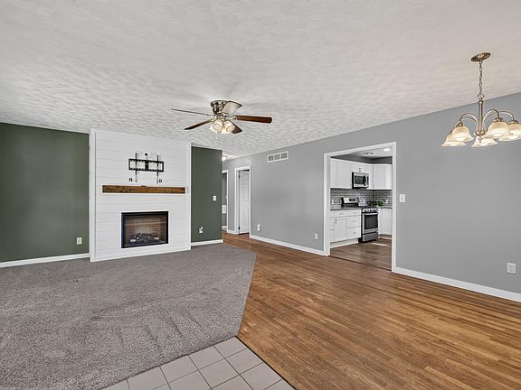 5th image of 1525 Devonshire Rd