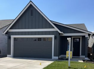 60935 SE Apollo Pl, Bend, OR 97702