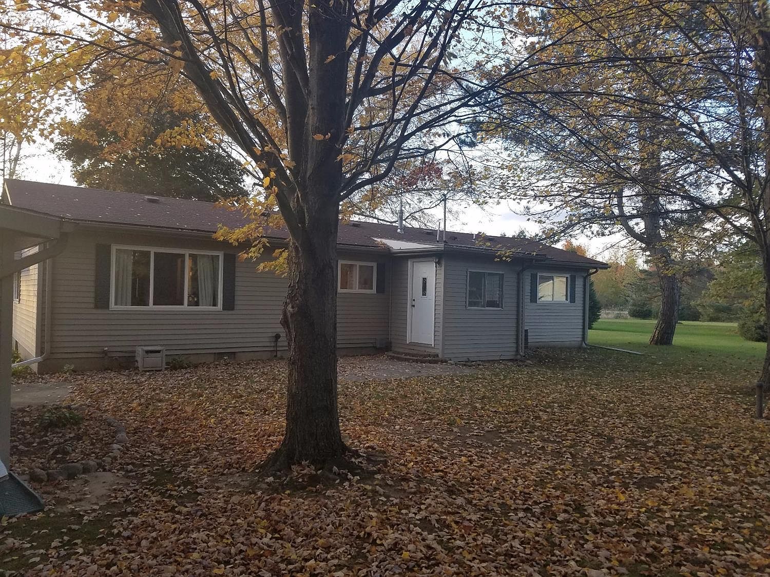 8453 Vassar Rd, Millington, MI 48746 Zillow