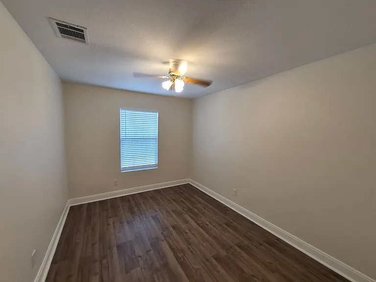 12634 Carriage Blvd — Photo 31