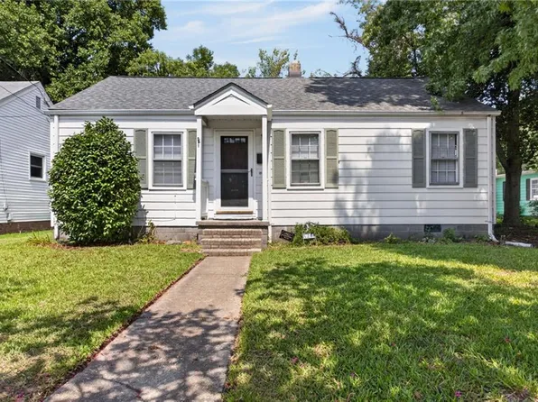 9261 Hickory St, Norfolk, VA 23503