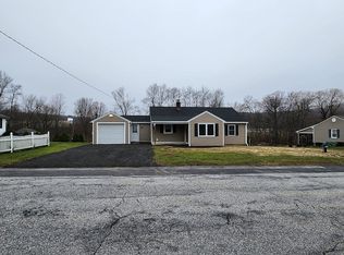 62 Hart Dr, Litchfield, CT 06759