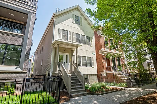 2537 N Wayne Ave #1R Photo 1 2537 N Wayne Ave #1R Photo 1