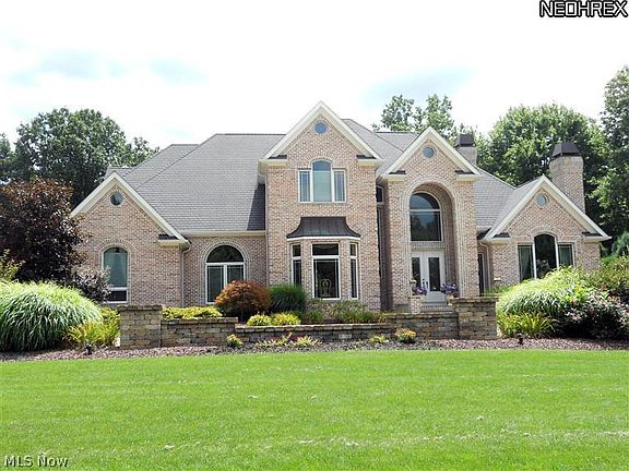 2nd image of 4604 Creekside Dr