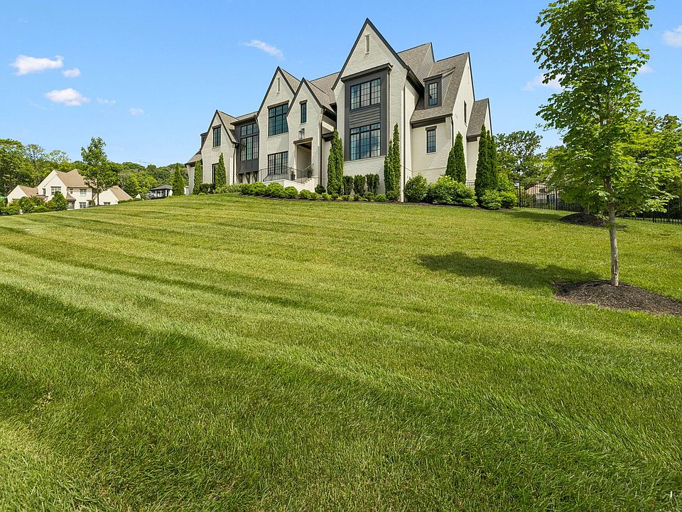 1st image of 1598 Eastwood Dr