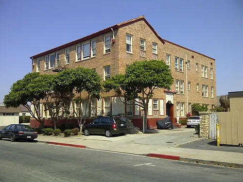 417 Lincoln Ave #303 Photo 1
