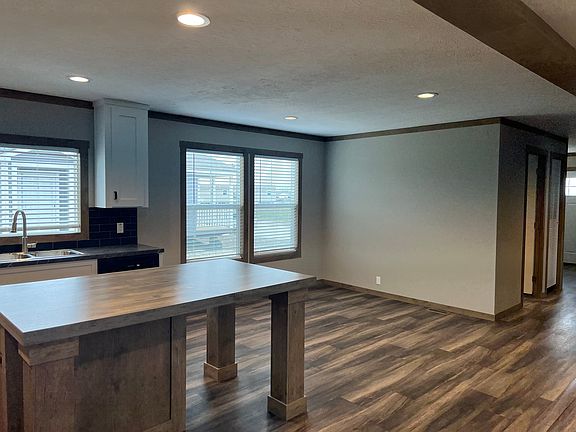 4th image of 309 Diamond Dr #309