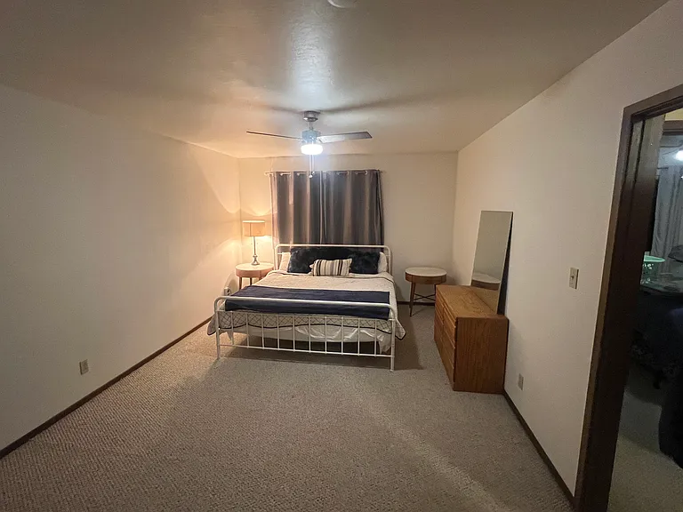 8624 Brook Ave — Photo 11