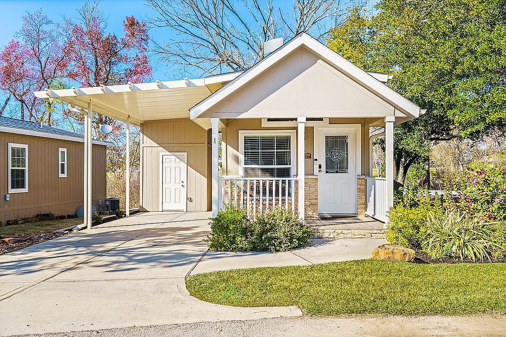 11720 Thousand Trails Rd 1, Willis, TX 77318 Zillow