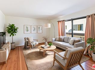 11940 Weddington St UNIT 17, Valley Village, CA 91607
