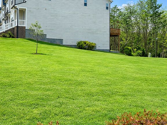 2nd image of 108 Glencoe Ln #105