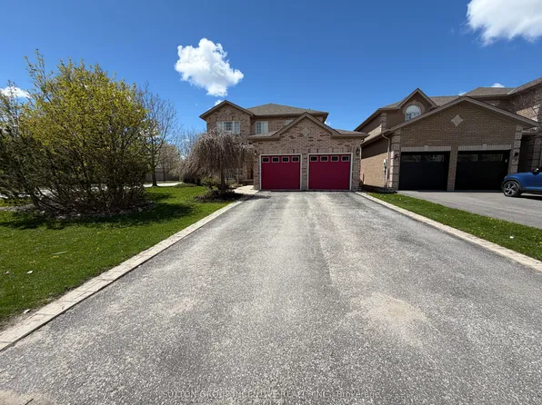 1 Buman Ct, Barrie, ON L4N 0L3