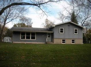 1245 Redbud Dr, Chesterton, IN 46304