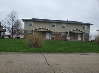 32 Manor Dr, Park View, IA 52748