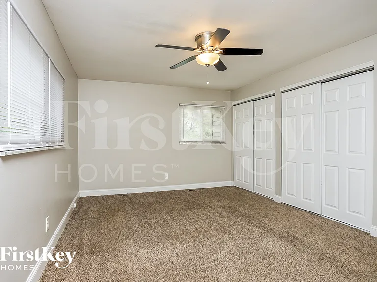 6 Van Crest Ln — Photo 8
