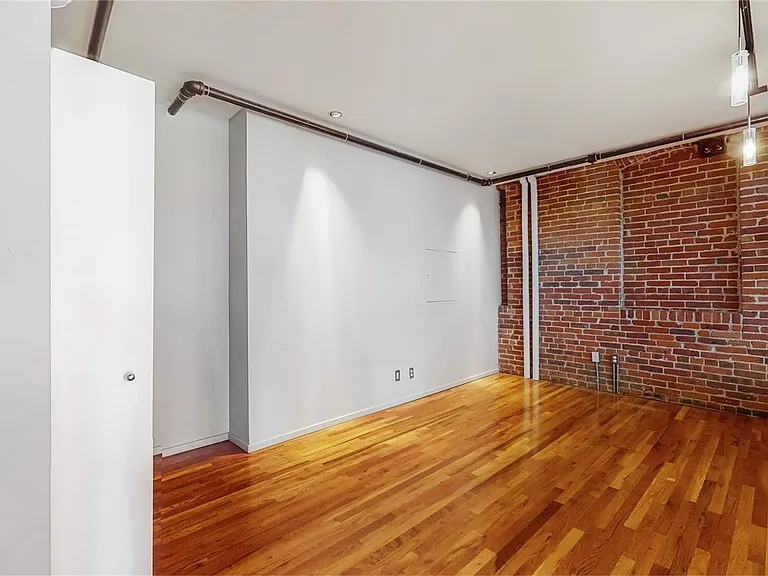 1720 Wynkoop St #411 — Photo 13