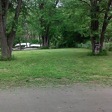 5th image of 1611 NE Lakeshore Dr