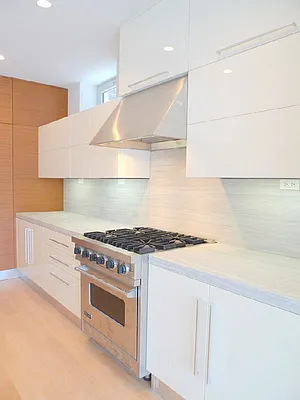 Sold by Sotheby's International Realty | media 13