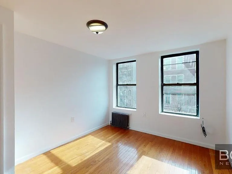 149 1st Ave #9F — Photo 3