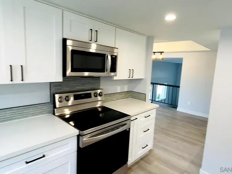 4022 Mahaila Ave #C — Photo 13