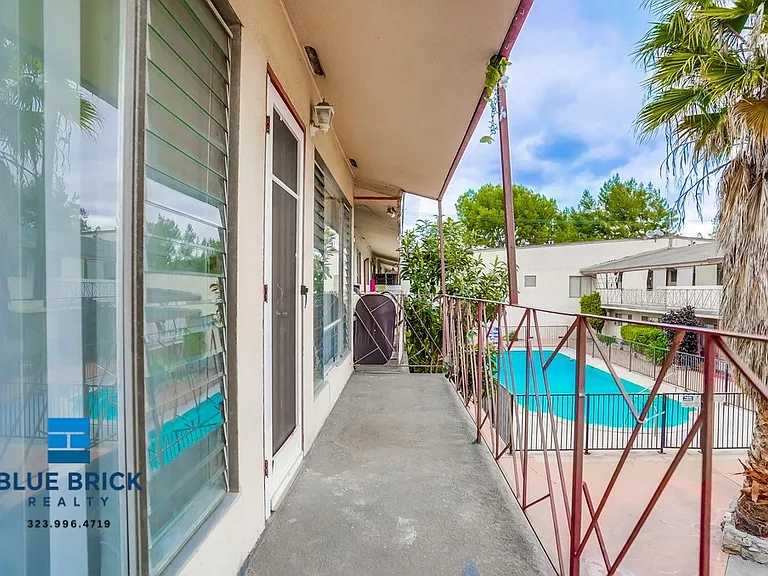 12310 Chandler Blvd #41 — Photo 19
