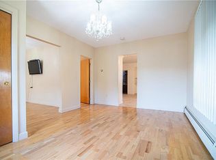 312 Sutton Ave, East Providence, RI 02914