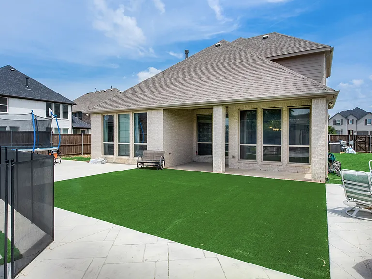 2313 Westlake Ct — Photo 33