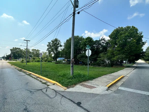 1160 Corner Of Ave #D, Greencastle, IN 46135