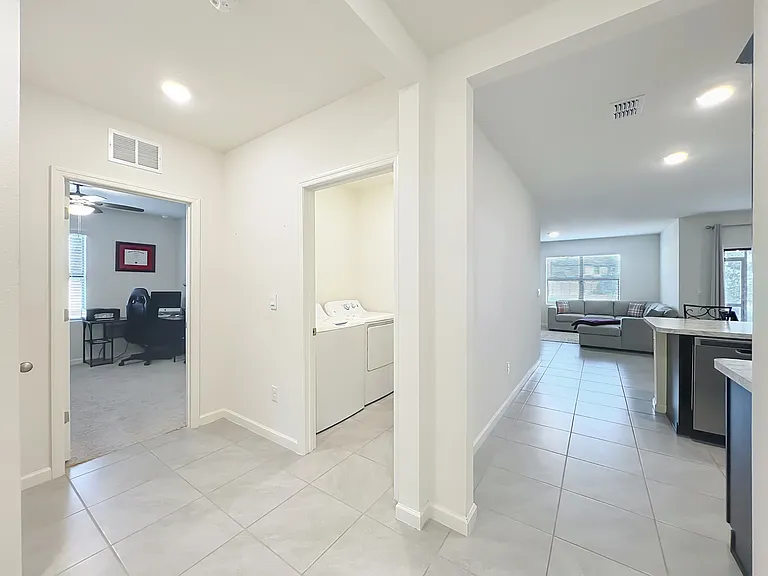 1839 Morely Dr — Photo 7