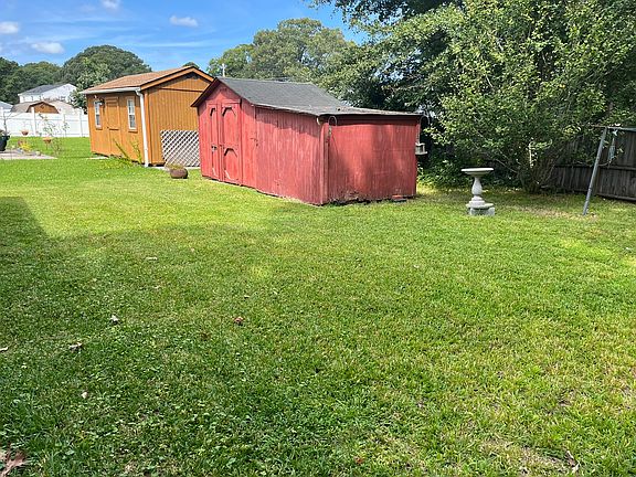 3rd image of 3324 Woodsman Ln