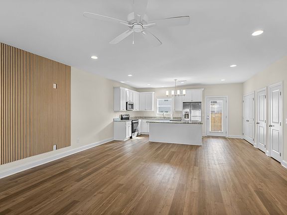 2nd image of 3260 Academy Dr #502