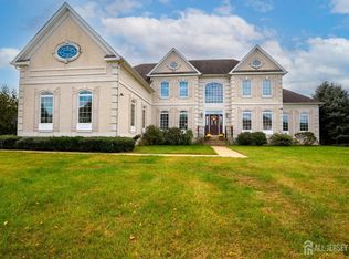 10 Angelo Ct, Monroe Township, NJ 08831