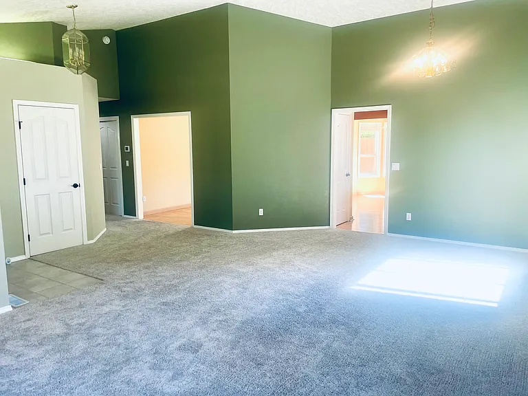 2830 Foxhaven Dr SE — Photo 26