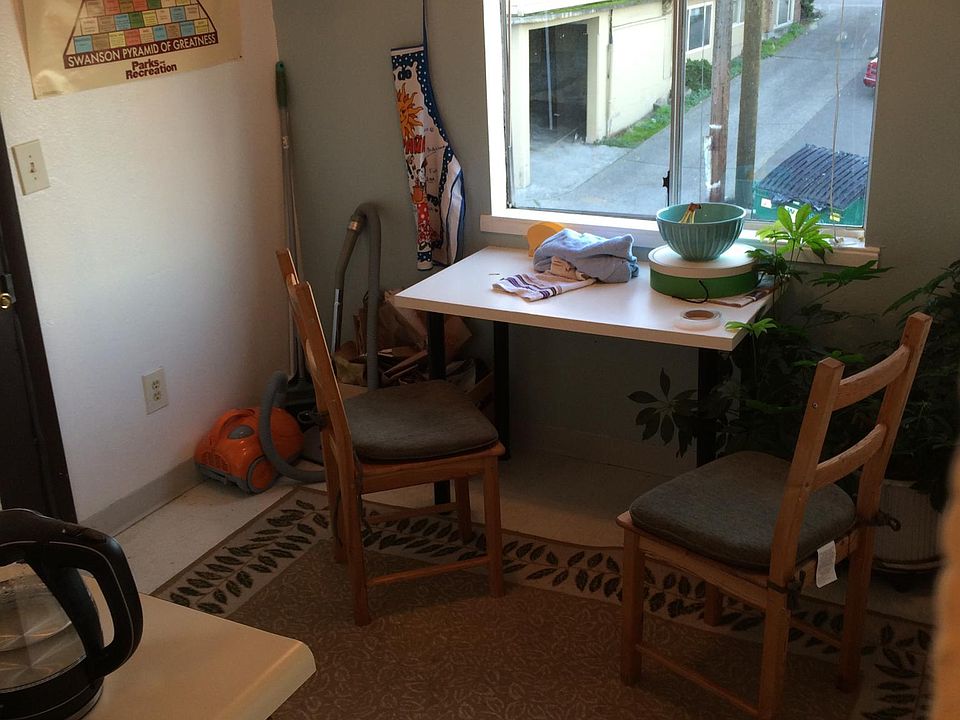 Dining area off Kitchen