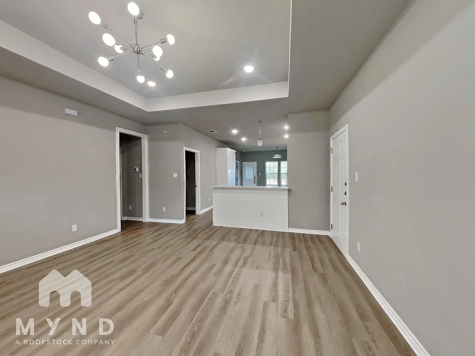 4 bed, 2.0 bath, 1500 sqft, $1,995 — Photo 4