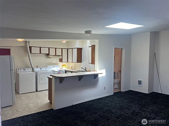 2nd image of 3916 Rucker Avenue