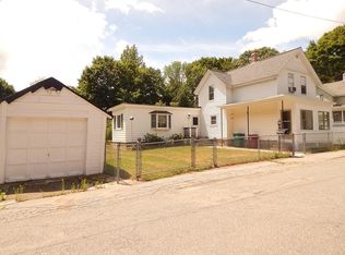 93 Stratham St, Lowell, MA 01852