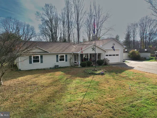 5641 Red Maple Ct, Warrenton, VA 20187