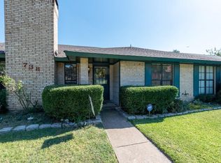 738 Holly Oak Dr, Lewisville, TX 75067