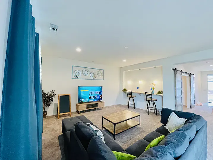 21202 Broken Stone Ct — Photo 3