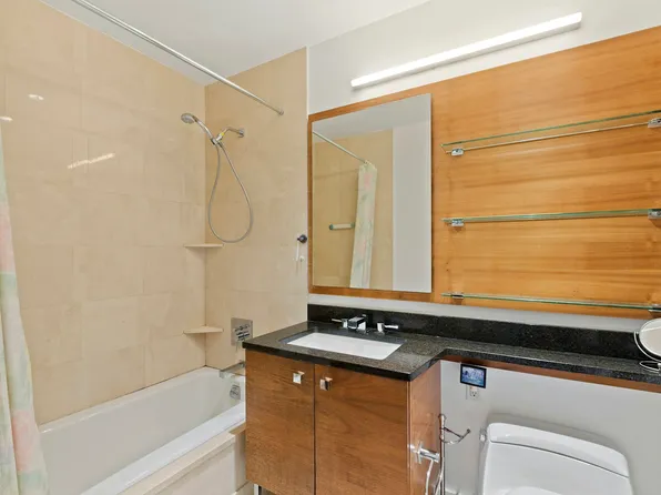 120 Riverside Boulevard image 5 of 5