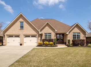 106 Rhett Dr, Muscle Shoals, AL 35661