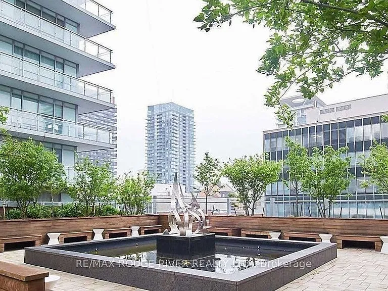 89 Dunfield Ave #509 — Photo 37