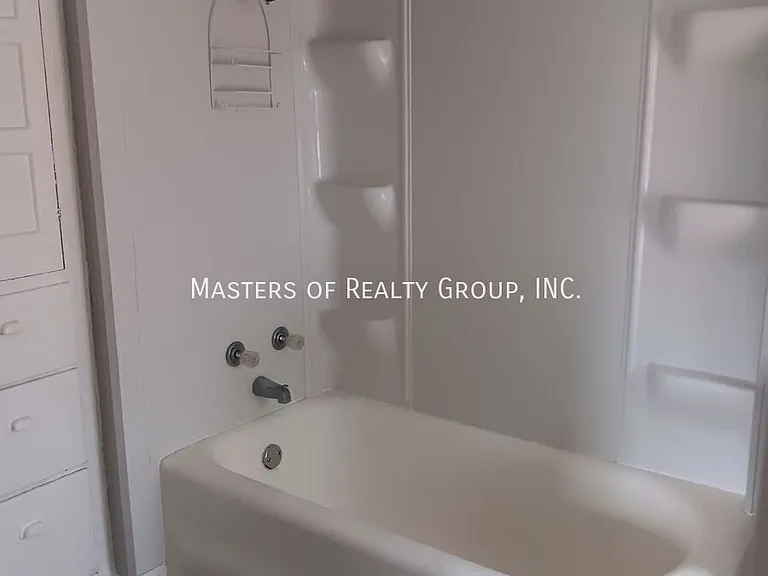 1129 Diamond Ave — Photo 14