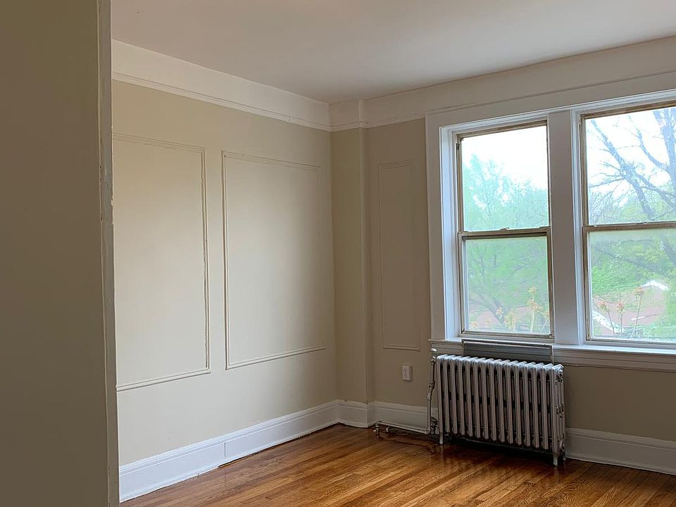 2nd image of 14 North Ave APT D5