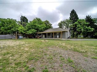 442 Las Lomas Dr, Elgin, TX 78621