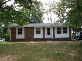 106 Knoll Woods Dr, Rustburg, VA