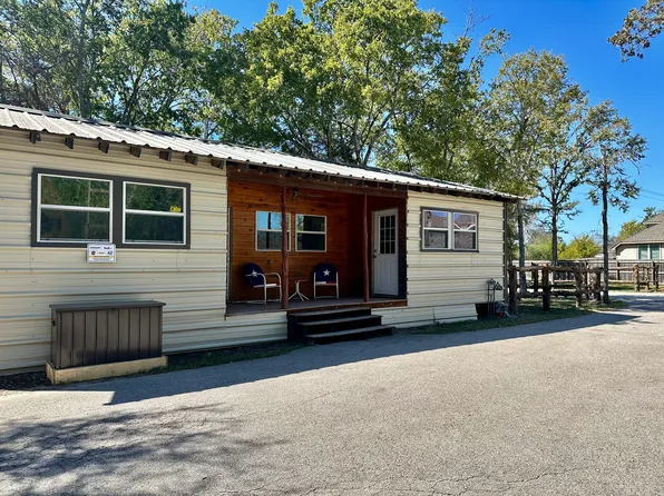 5249 Jones Rd #B, Bryan, TX 77807